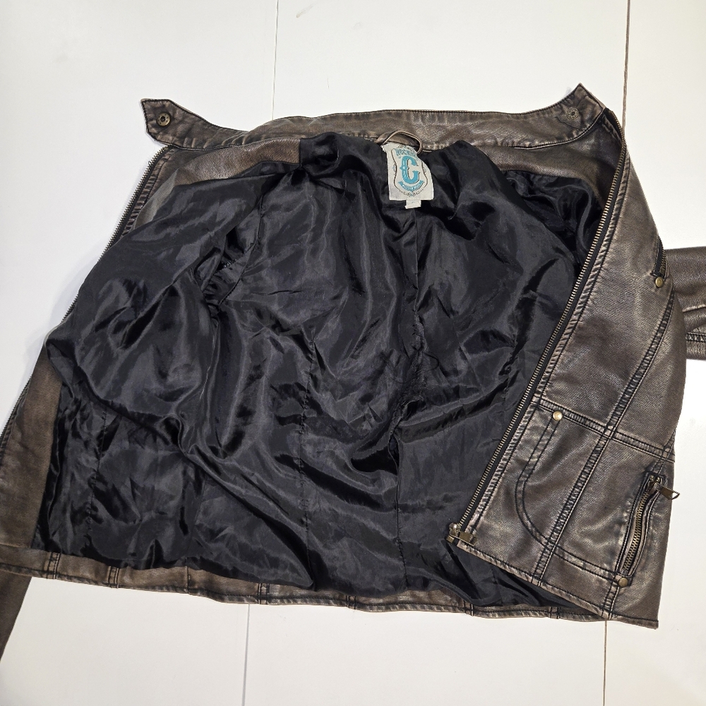 ⚠️Brown Faux Leather Jacket - Picture 5 of 9